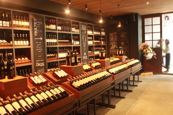 J House, Tempat Hang Out Terbaru Pecinta Wine