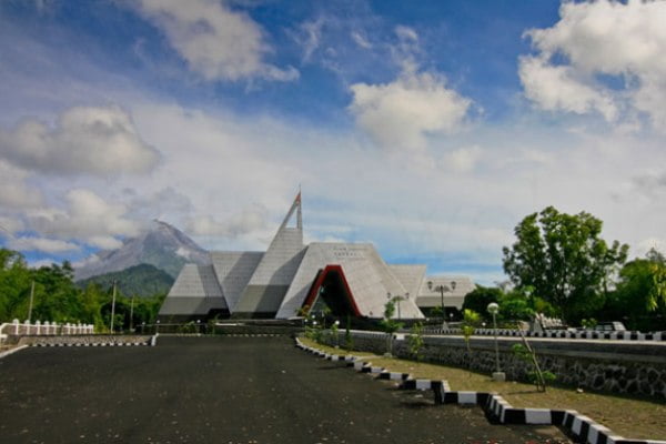 Liburan Sekolah, Sleman Banjir Wisatawan