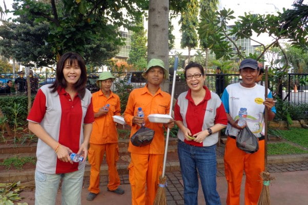 White Horse Group Berbagi Kebahagiaan di Enam Kota