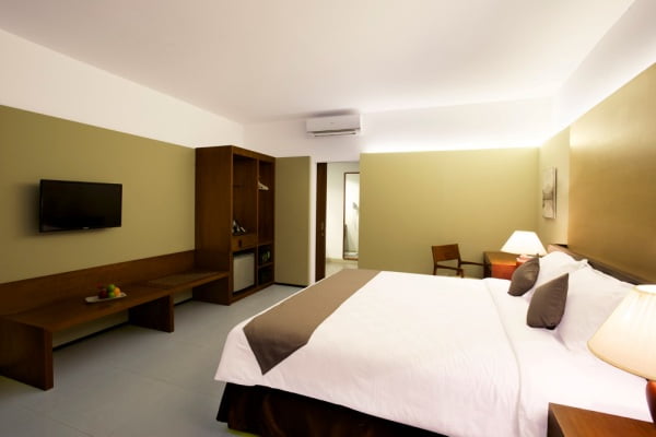 The Green Savana Hotel Kini menjadi Neo Hotel Sentul City