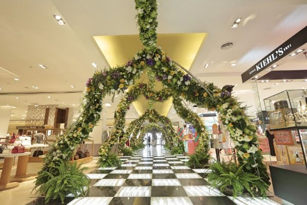 Central Department Store Indonesia Hadirkan Flower Extravaganza