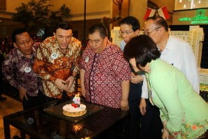 tiup lilin