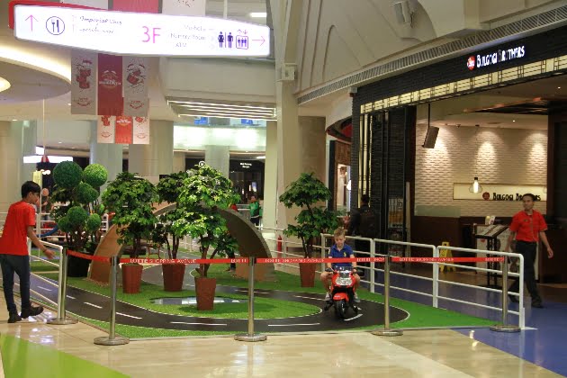 LOTTE SHOPPING AVENUE LUNCURKAN WAHANA BARU LOTTIE CAR