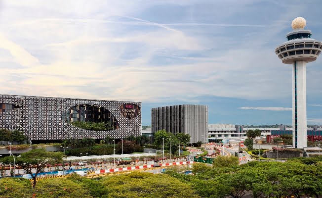 Hotel Crowne Plaza Changi Airport Meluncurkan Kamar Bisnis Baru