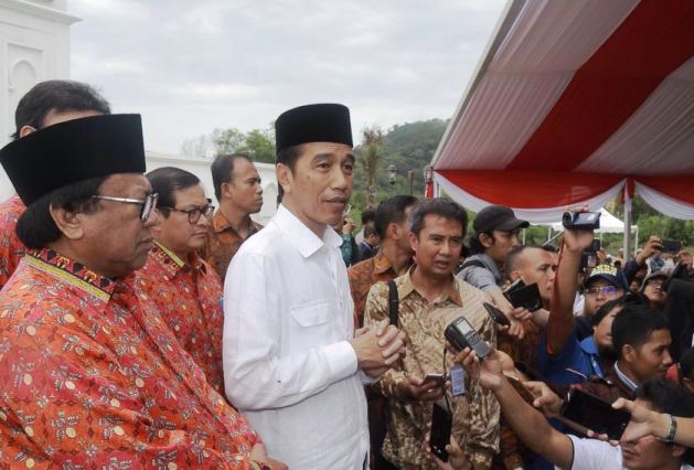 Presiden Joko Widodo Resmikan Sail Selat Karimata 2016