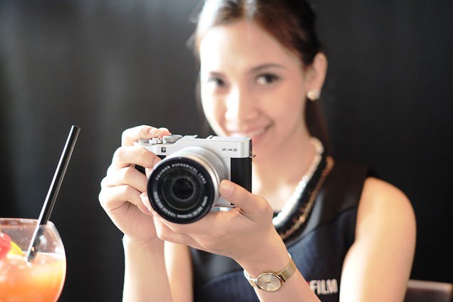 Fujifilm X-A3, Kamera Mirrorless yang Cocok Untuk Swafoto