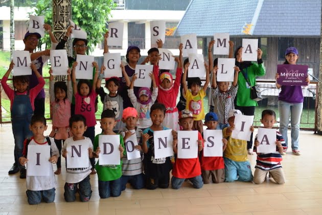 Mercure Jakarta Sabang Ajak Anak-Anak ke TMII