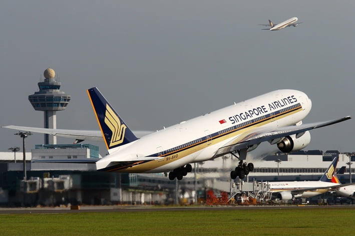 Mau Naik Singapore Airlines, ke Bandara Naik Grab Saja