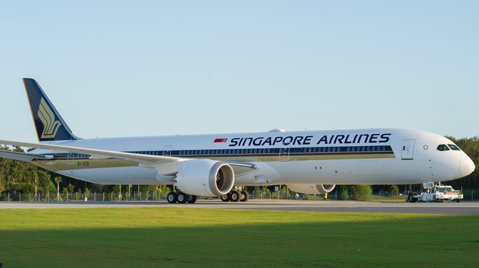 Boeing 787-10 Singapore Airlines Terbang ke Osaka