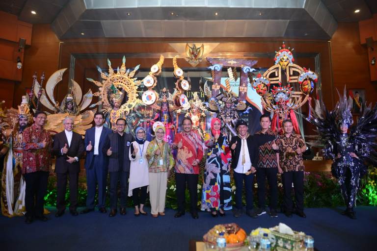 Kemenpar Luncurkan Jember Fashion Carnaval  2018