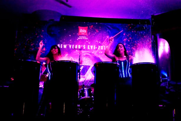 Jelajahi Antariksa di Glow Galaxy Ibis Transtudio Bandung