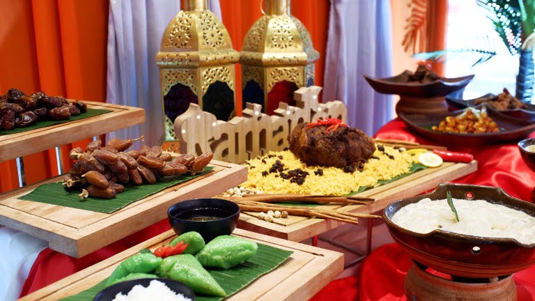 Rayakan Halal Bi Halal di HARRIS Hotel Kelapa Gading