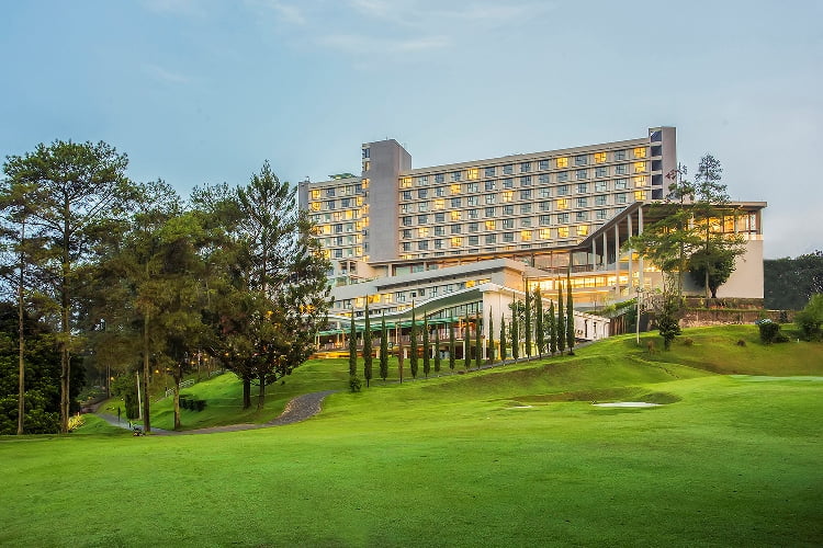 Stay & Swing Untuk Pecinta Golf di Swiss Belhotel Indonesia