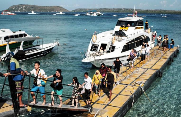 Kemenparekraf Siapkan Program Perlindungan Sosial Bagi Pelaku Pariwisata