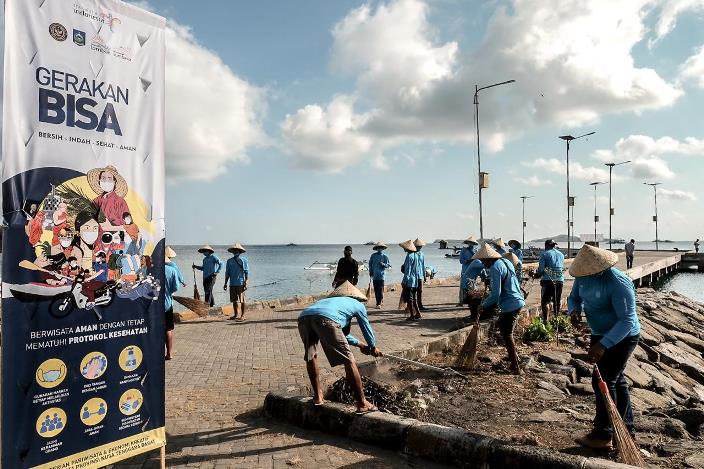 Kemenparekraf Gelar Gerakan BISA di Pantai Depok Pekalongan