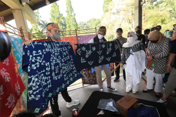 MENPAREKRAF, SANDIAGA UNO “DESA WISATA SIMBOL KEBANGKITAN EKONOMI NASIONAL”