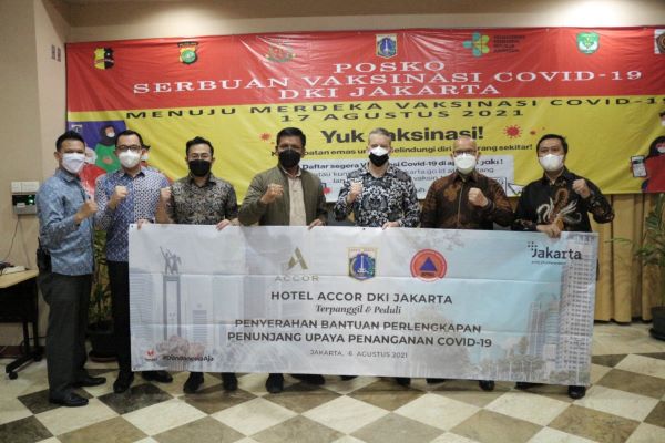 Hotel-hotel Accor Greater Jakarta Serahkan seratus ribu Masker