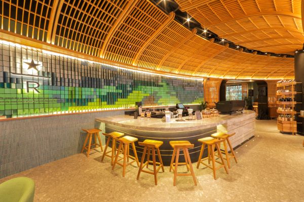 Gerai Starbucks Reserve™ Grand Indonesia Kini Dengan Wajah Baru