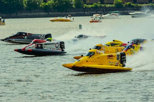 Menparekraf Sandiaga  Uno Siap Hadirkan F1 Boat Race di Danau Toba