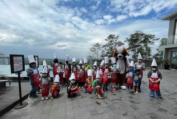 IKUTI  COOKING CLASS “LITTLE CHEF” DI SWISS-BELRESORT DAGO HERITAGE