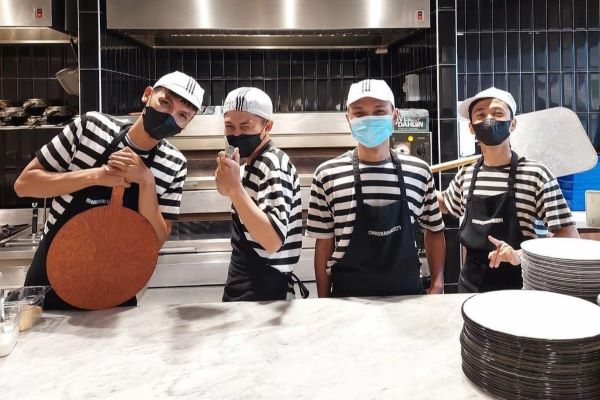 Pizza Marzano Rayakan HUT ke-16 di Indonesia 3 Pizza Marzano
