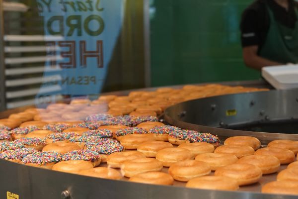 Krispy Kreme Rayakan Ulang Tahunnya ke-16 di Indonesia