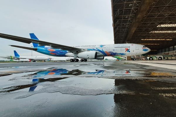 Garuda Indonesia Luncurkan Livery Tematik Simblisasi Perjalanan 7 Dekade