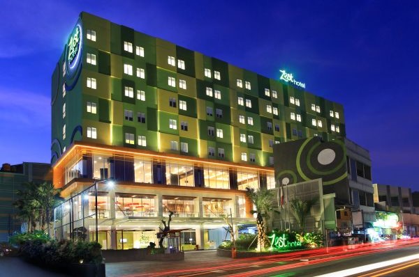 Sepuluh Tahun Zest Hotel International, Hadirkan Berbagai Promo Menarik