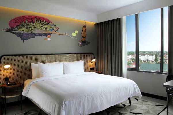 Alami Pengalaman Menginap Sambil Mencoba Seluncuran Raksasa di  Hotel Artotel Yogyakarta