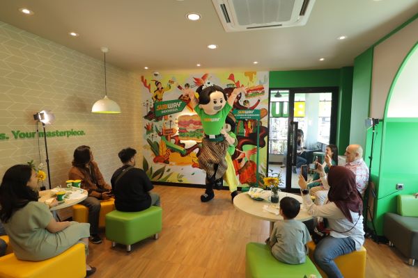 Subway Membuka Restoran Ke-80 dan Pertama di Semarang 3 Minway and Sisway Show 2