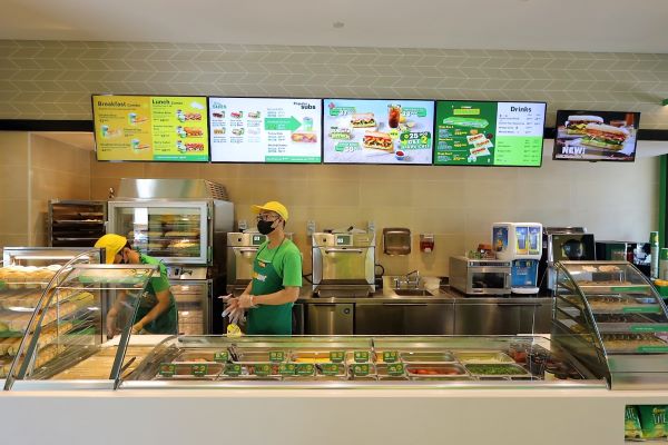 Subway  Membuka Restoran Ke-80 dan Pertama di Semarang