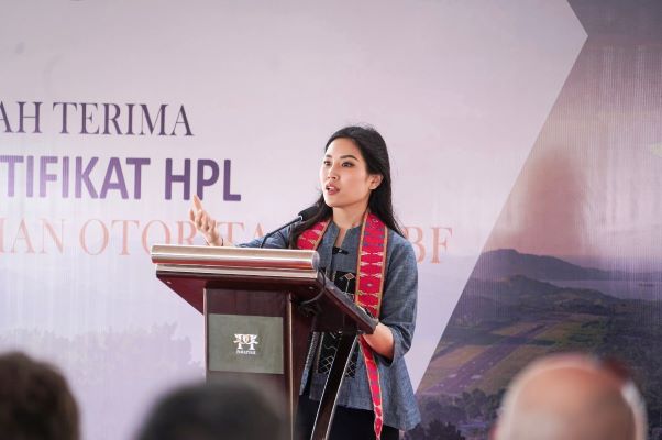 Wamenparekraf Apresiasi  Penerbitan Sertifikat HPL Zona 1 Parapuar Labuan Bajo Untuk Kepastian Hukum Investor