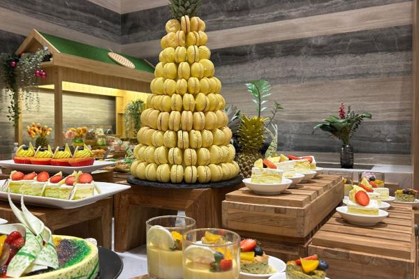 Liburan Natal dan Pergantian Tahun  Bersama Hilton Garden Inn Jakarta Taman Palem