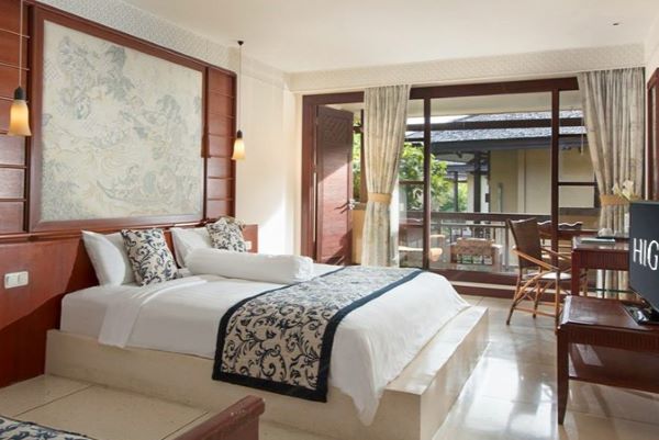 Embassy Suite bedroom The Patra Bali
