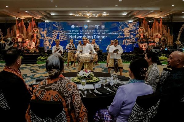Nuansa Budaya Bali Meriahkan Gala Dinner 2nd Tourism Regional Conference