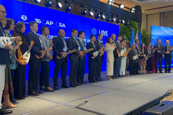 Kesepakatan di Filippina,  Pendidikan dan Investasi Pariwisata Ciptakan Pariwisata Berkelanjutan