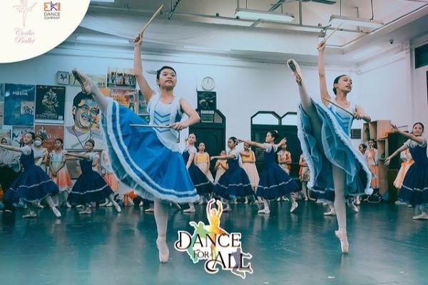 Dance For All, Pentas Tari dari Cicilia Ballet School dan EKI Dance Company