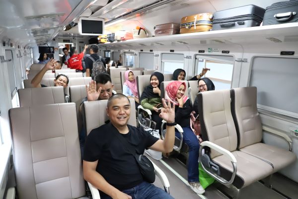 KAI Hadirkan Kereta Api Tambahan Pada Libur Panjang Januari 2025