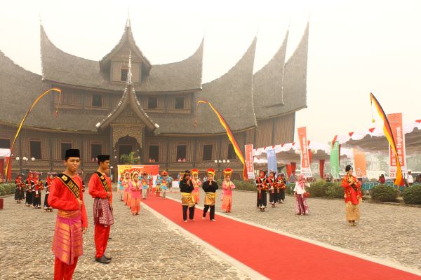  Agoda Rilis Peringkat Destinasi Wisata Teratas di Indonesia, Padang Jadi Destinasi Wisata Baru Wisman