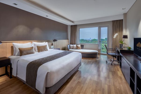 Rayakan Ramadan dengan Pengalaman Kuliner Istimewa di Delonix Hotel Karawang 4 Golfview Premiere no sun