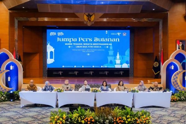 Kementerian Pariwisata  Siapkan Strategi Mudik Tenang dan Wisata Menyenangkan untuk Libur Lebaran 2025