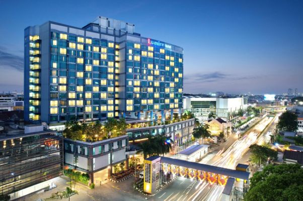 COVER Facade Lumire 1366x768 1