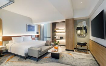 02 Harris Junior Suite at Harris Hotel Convention Serpong