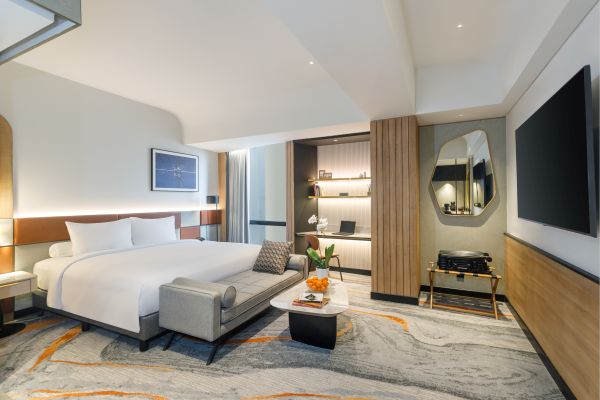 02 Harris Junior Suite at Harris Hotel Convention Serpong