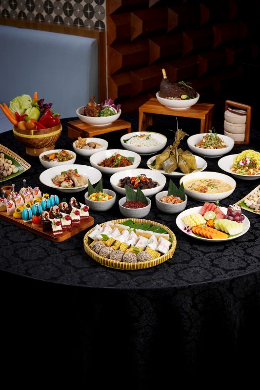 KEBERSAMAAN HALAL BIHALAL DI ARTOTEL GELORA SENAYAN 3 Halal Bihalal di Senayan 1