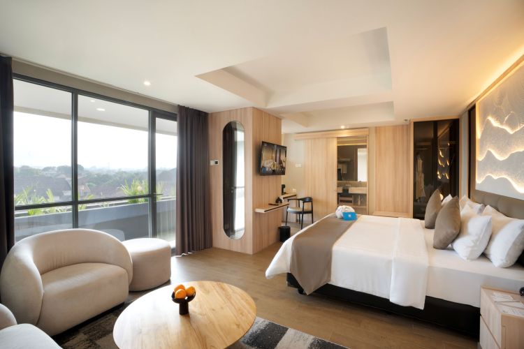 SUITE MERAPI WITH BALCONY 2
