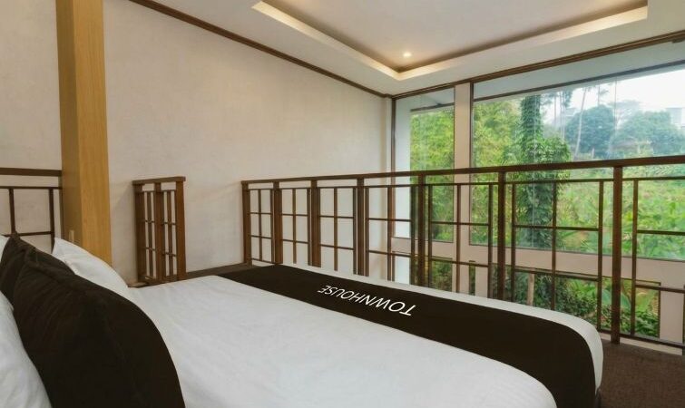 Room at Townhouse Tjiburial